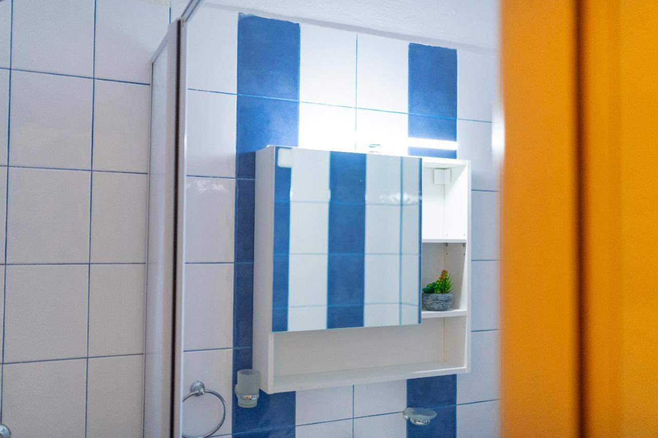 Niovi, Stylish Apartment Near The Waterfront 塞萨洛尼基 外观 照片