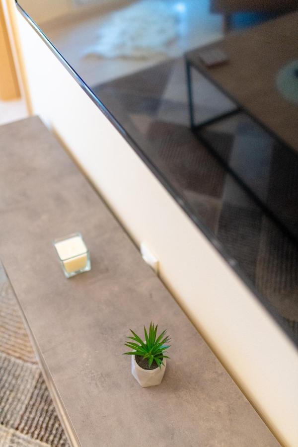 Niovi, Stylish Apartment Near The Waterfront 塞萨洛尼基 外观 照片