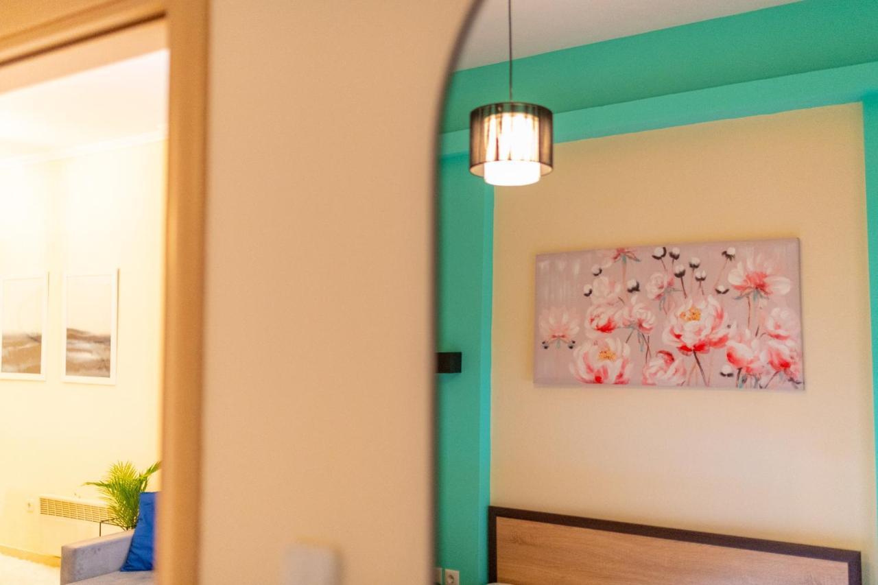 Niovi, Stylish Apartment Near The Waterfront 塞萨洛尼基 外观 照片