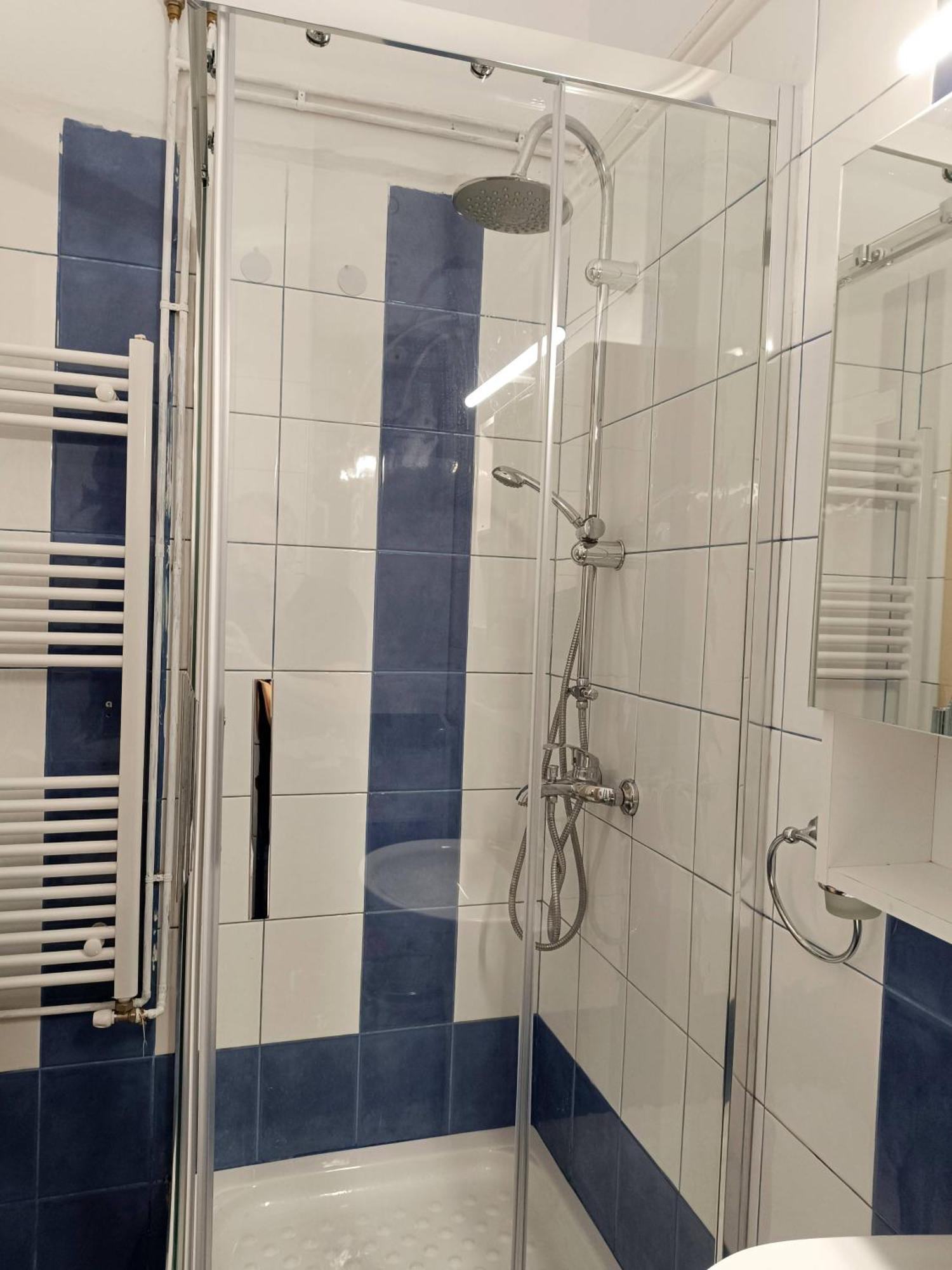Niovi, Stylish Apartment Near The Waterfront 塞萨洛尼基 外观 照片